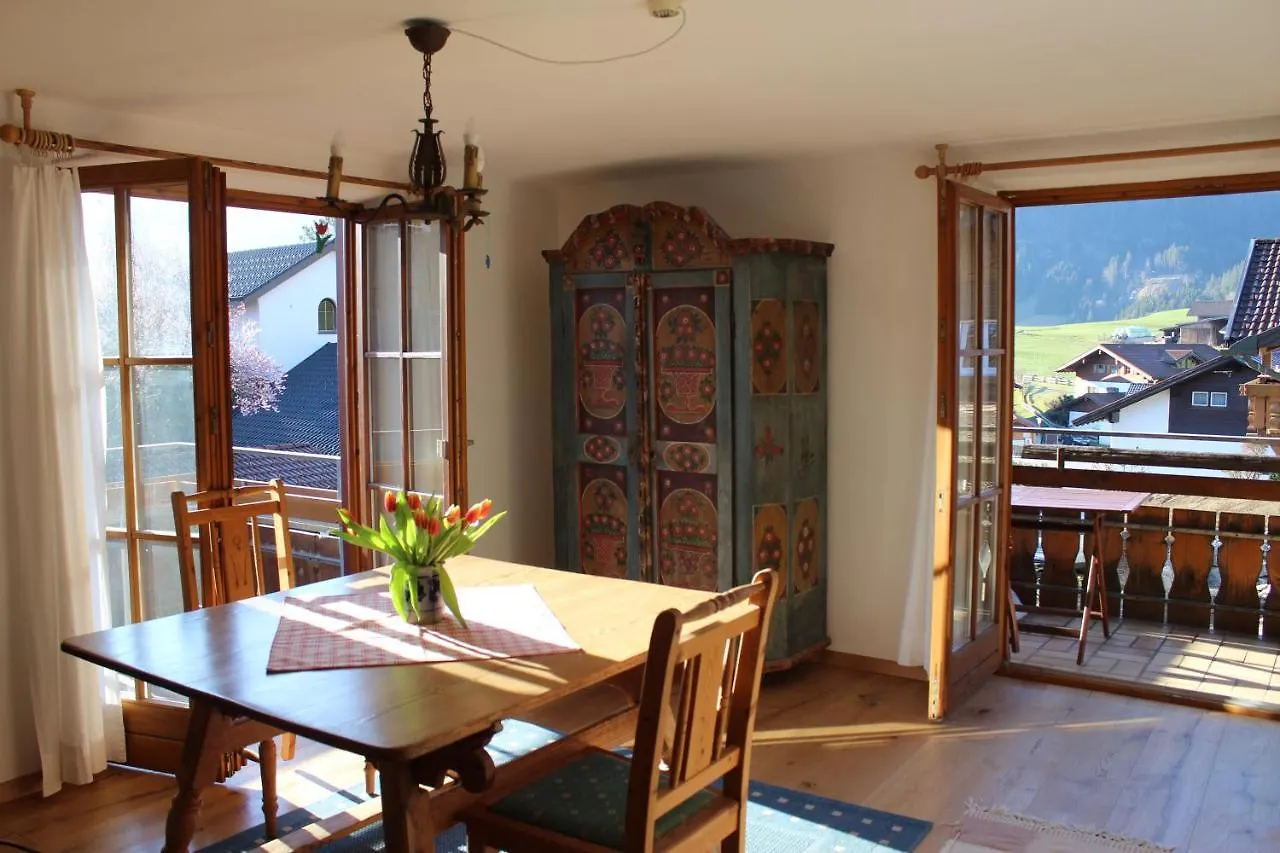 Ferienwohnung Sonnenstrahl Obermaiselstein Apartment